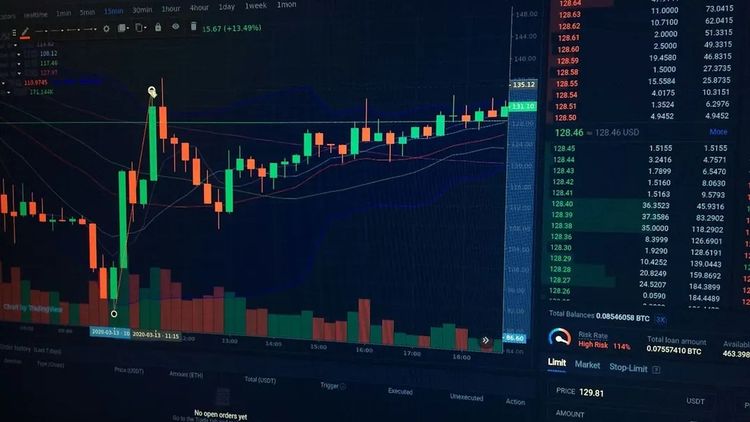 Sàn giao dịch crypto vs Dịch vụ đổi: Sự khác biệt và nên chọn gì