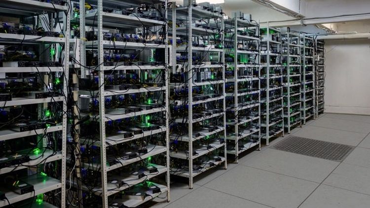 Crypto Mining Registry in Russia Shrinks for the First Time: Who Is Leaving and Why